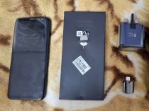 Продам телефон Samsung s8 plus 4оперативная 64внутреняя память